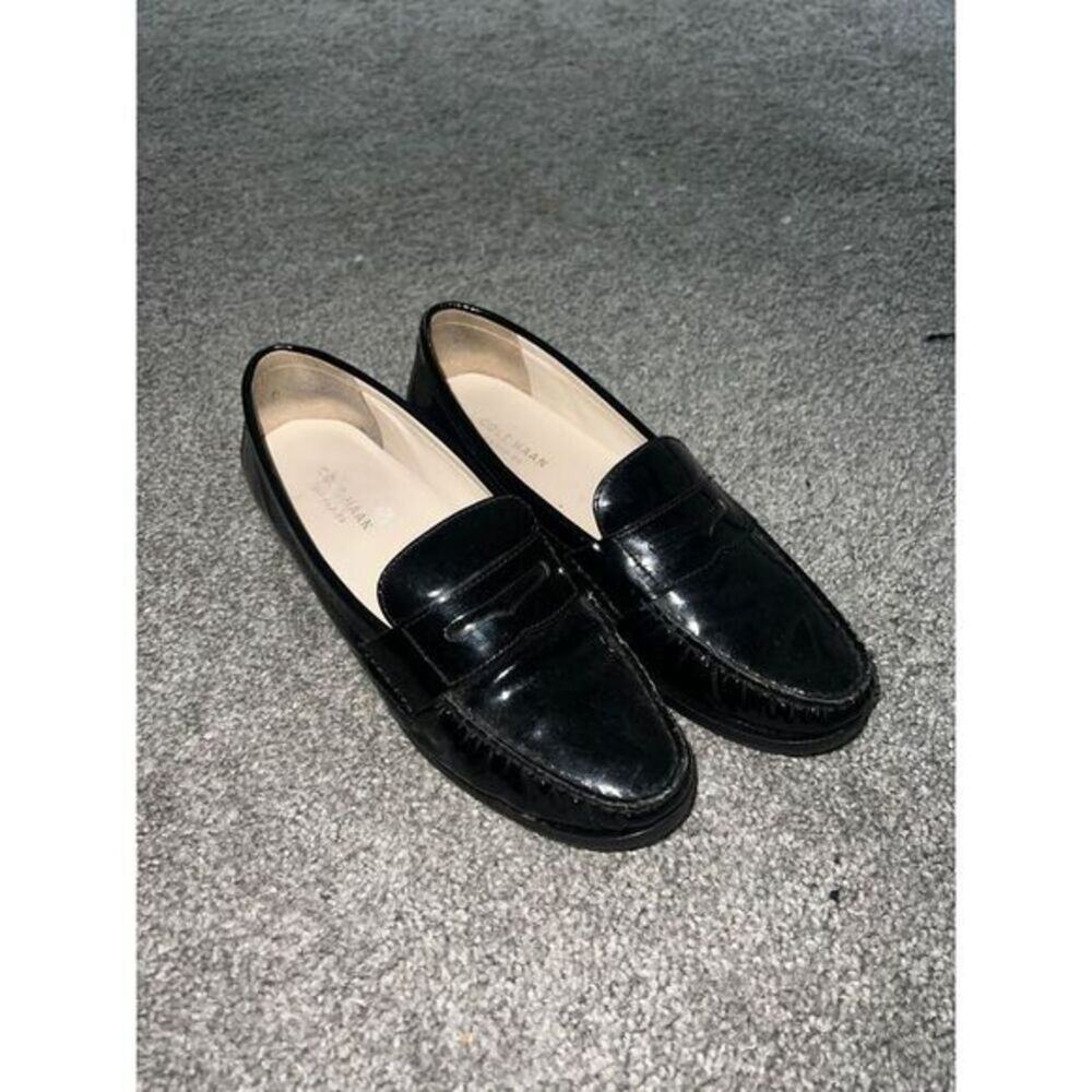 Cole Haan Leather black Loafers women's size 6.5‎